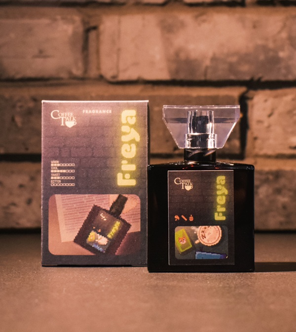 フレイヤ・ファティマ｜ボトル ディスプレイ